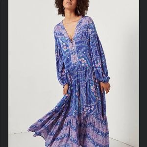 Spell City Lights Gown size L